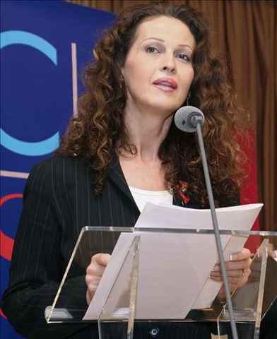 Entrega de Premios LesgaiCimeMad 2007 a directora Chus Guitierrez