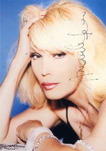 AMANDA LEAR