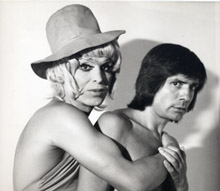 FOTO PORTADA VIOLETA LA BURRA Y PIERROT